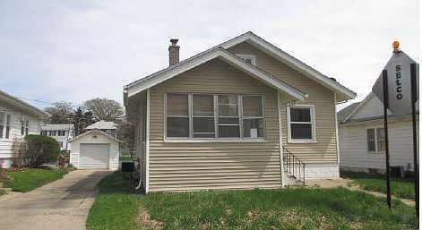 2nd image of 1833 23rd St