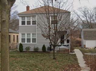 3750 S Whitnall Ave, Milwaukee, WI 53207