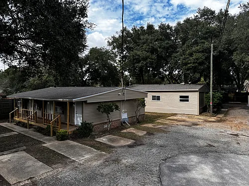 7706 W Fairfield Dr #1 Photo 1