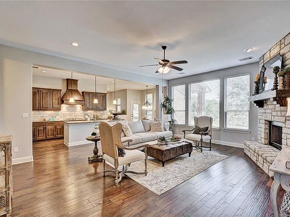 5th image of 8801 Ambrosia Dr