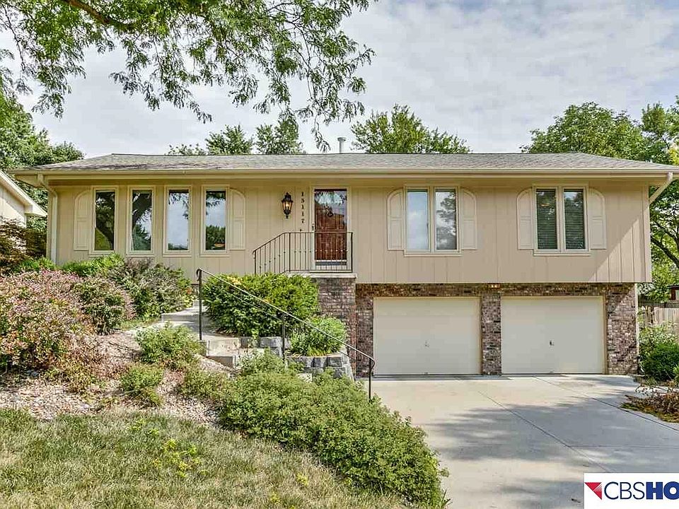 1st image of 15117 Fieldcrest Dr