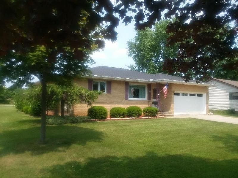 1st image of 633 Garden St