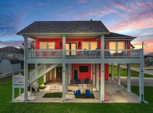 2637 Tide Dr, Crystal Beach, TX 77650