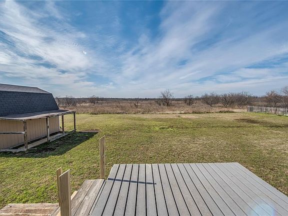 5th image of 206 Palo Pinto St
