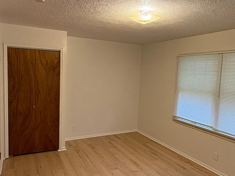 26 Union Rd — Photo 10