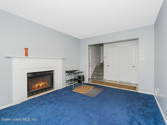 5th image of 186 Monahan Ave