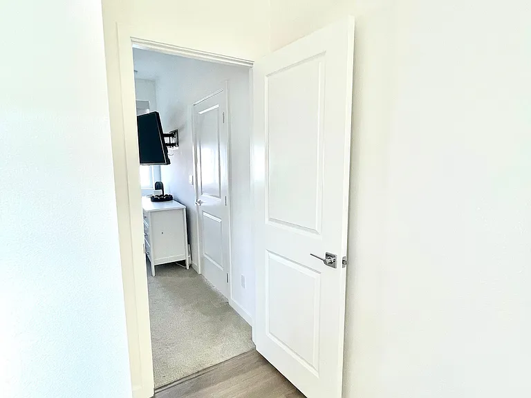 2422 Encanto Pass — Photo 15