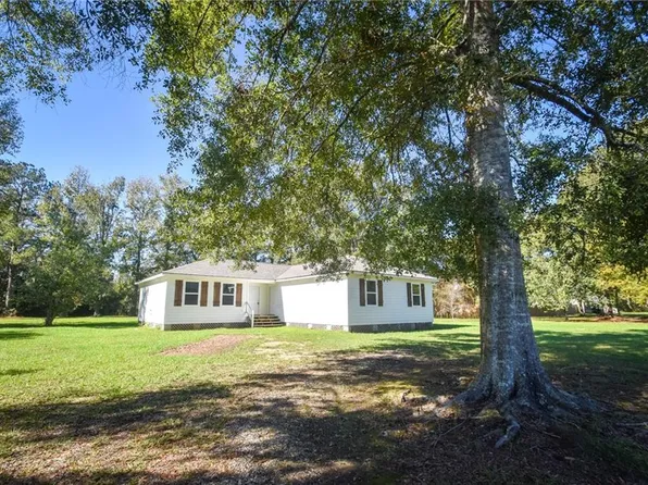 50029 Creekside Dr, Loranger, LA 70446