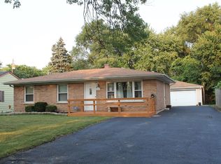 8043 Spruce St, Highland, IN 46322