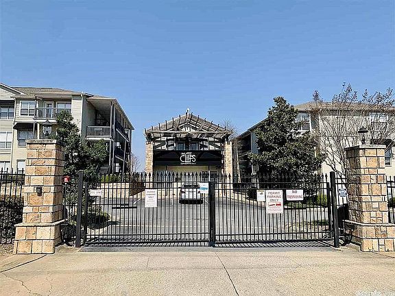 2nd image of 800 North St APT 57