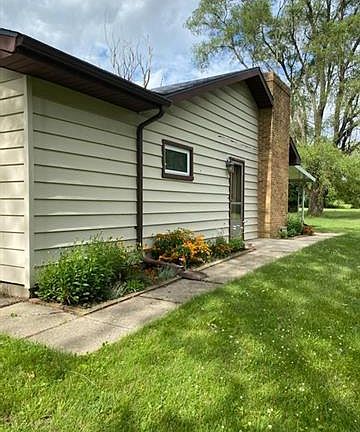 3rd image of 8166 Vanadia Dr