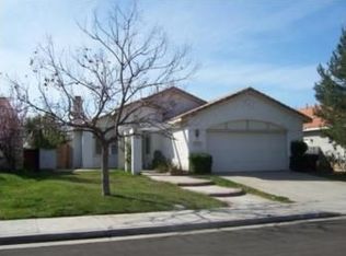 40044 Daphne Dr, Murrieta, CA 92563