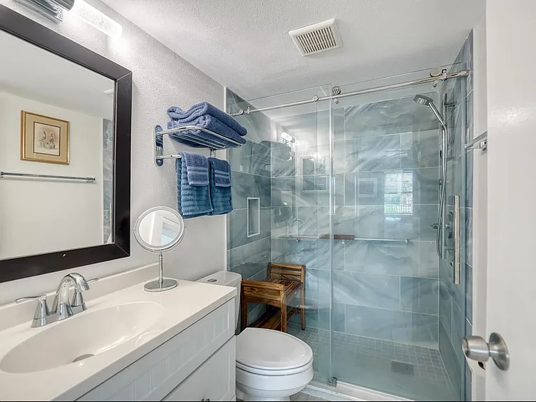 631 N Orange Ave #107 — Photo 11