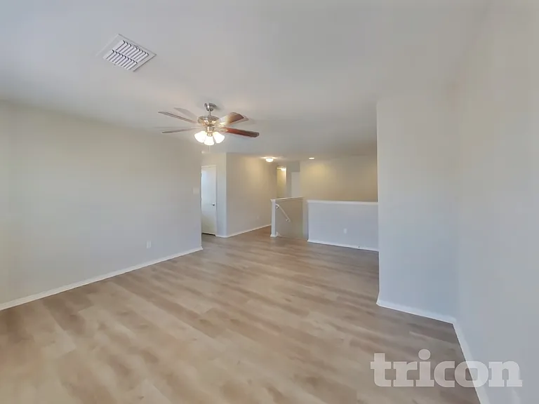 528 Shell St — Photo 22