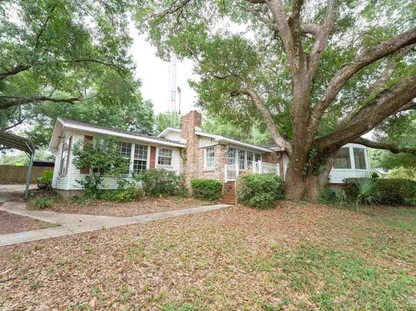 2570 Bayou Blvd, Pensacola, FL 32503