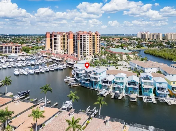 5874 Shell Cove Dr, Cape Coral, FL 33914