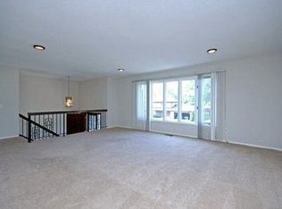 7219 Glouchester Dr, Edina, MN 55435