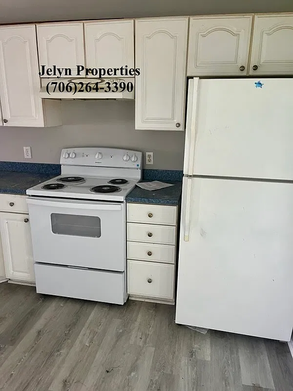 2 bed, 900 sqft, $960 — Photo 4