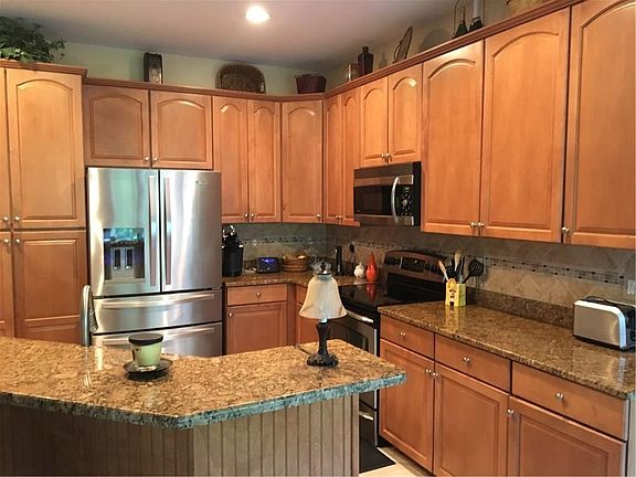 5th image of 6329 Astor Pl
