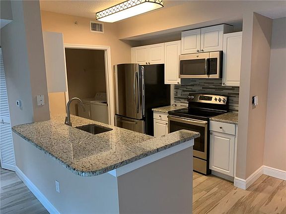 2nd image of 5090 Fairways Cir APT 104