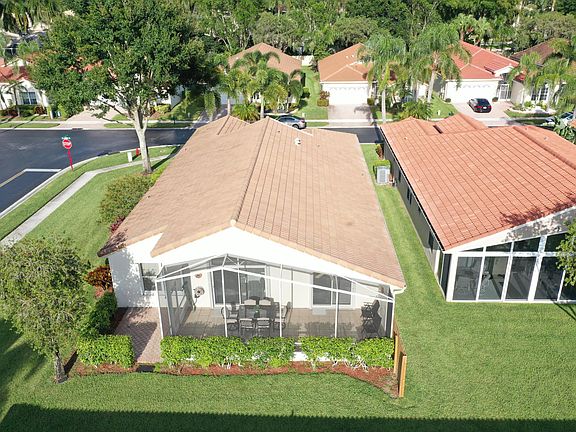2nd image of 9773 Lemonwood Dr