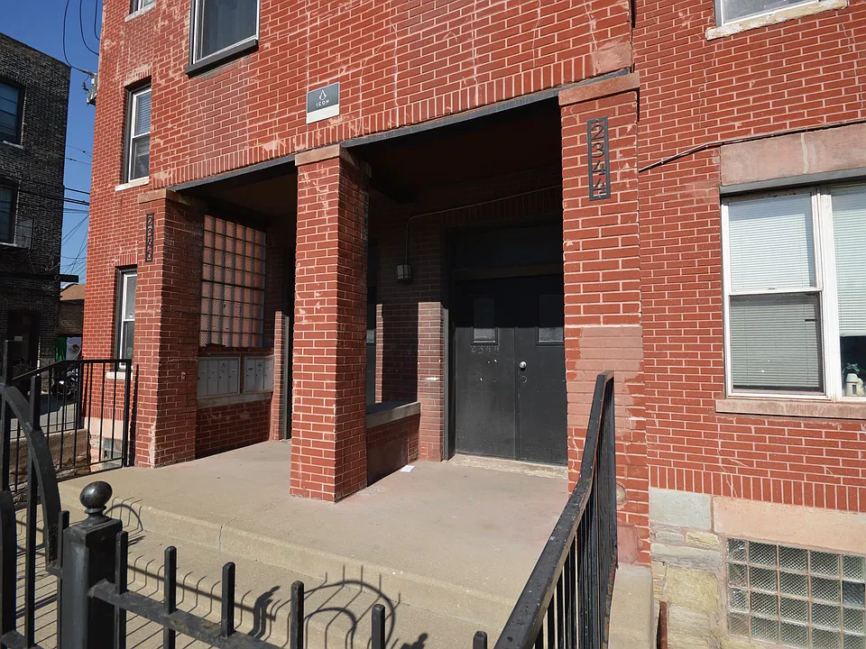 2342 W 24th Pl #1N