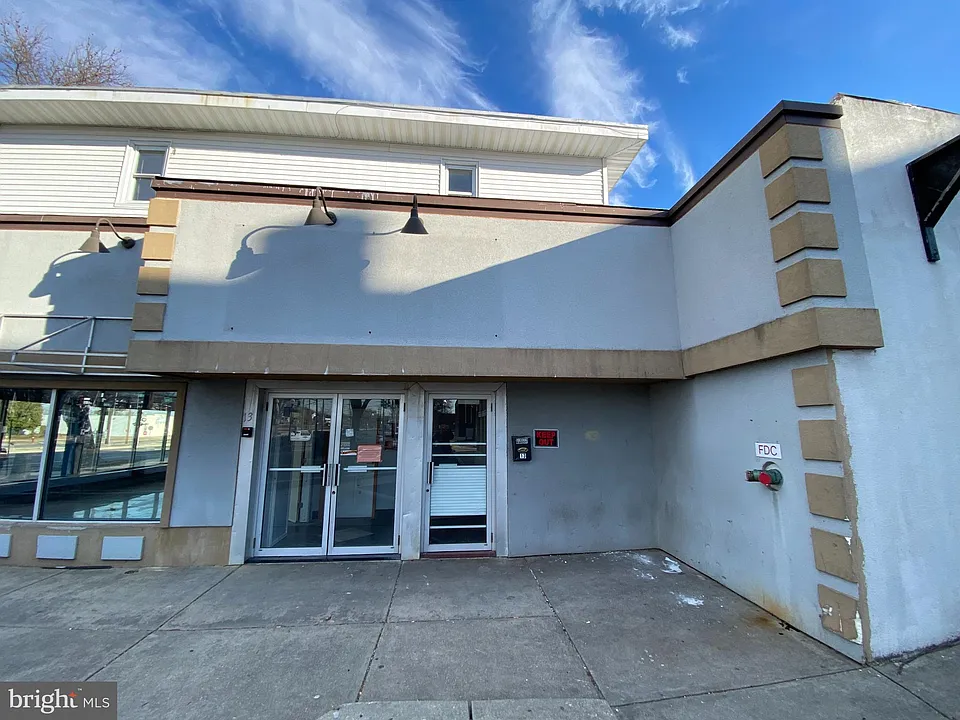 13 N East Blvd #D