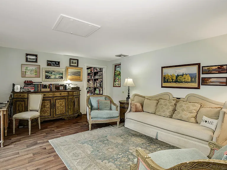 33125 Canfield Rd — Photo 9