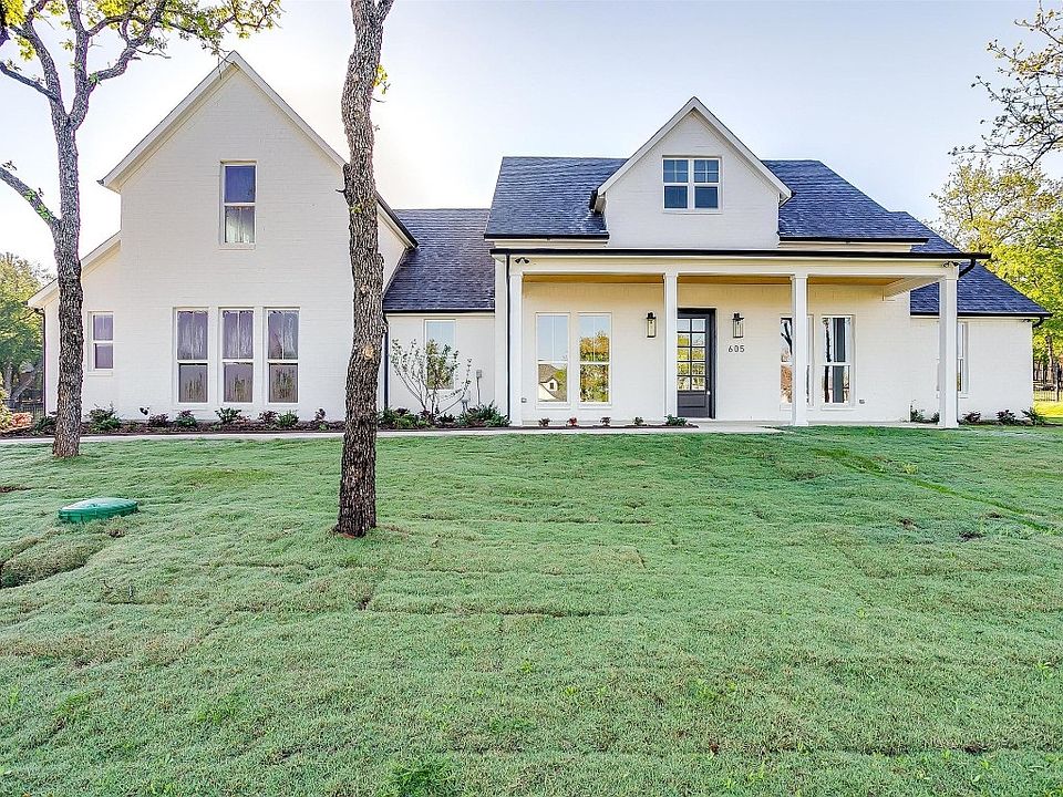 1st image of 607 S Sugartree Dr