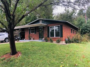 1504 Ridgewood Dr, Jefferson City, MO 65109