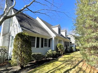 101 Baxters Neck Rd, Cotuit, MA 02635