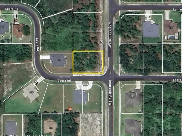 2798 NW Degroodt Rd, Palm Bay, FL 32908