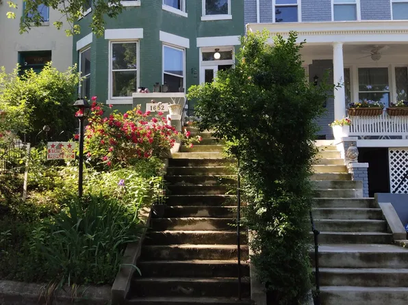 1652 Irving St NW #1, Washington, DC 20010