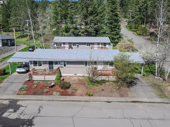 977/979 E 4th Ave, Sutherlin, OR 97479