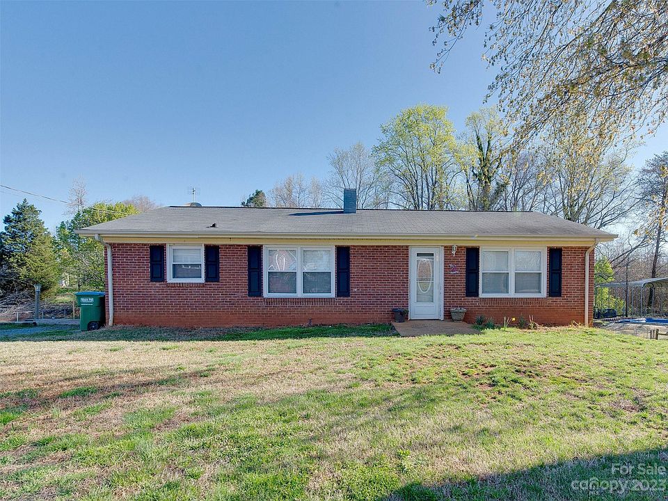 1st image of 109 Helen Ave