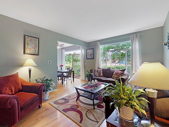4th image of 1124 Coventry Cir