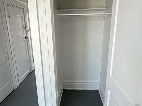 5th image of 217 N Locust St #3