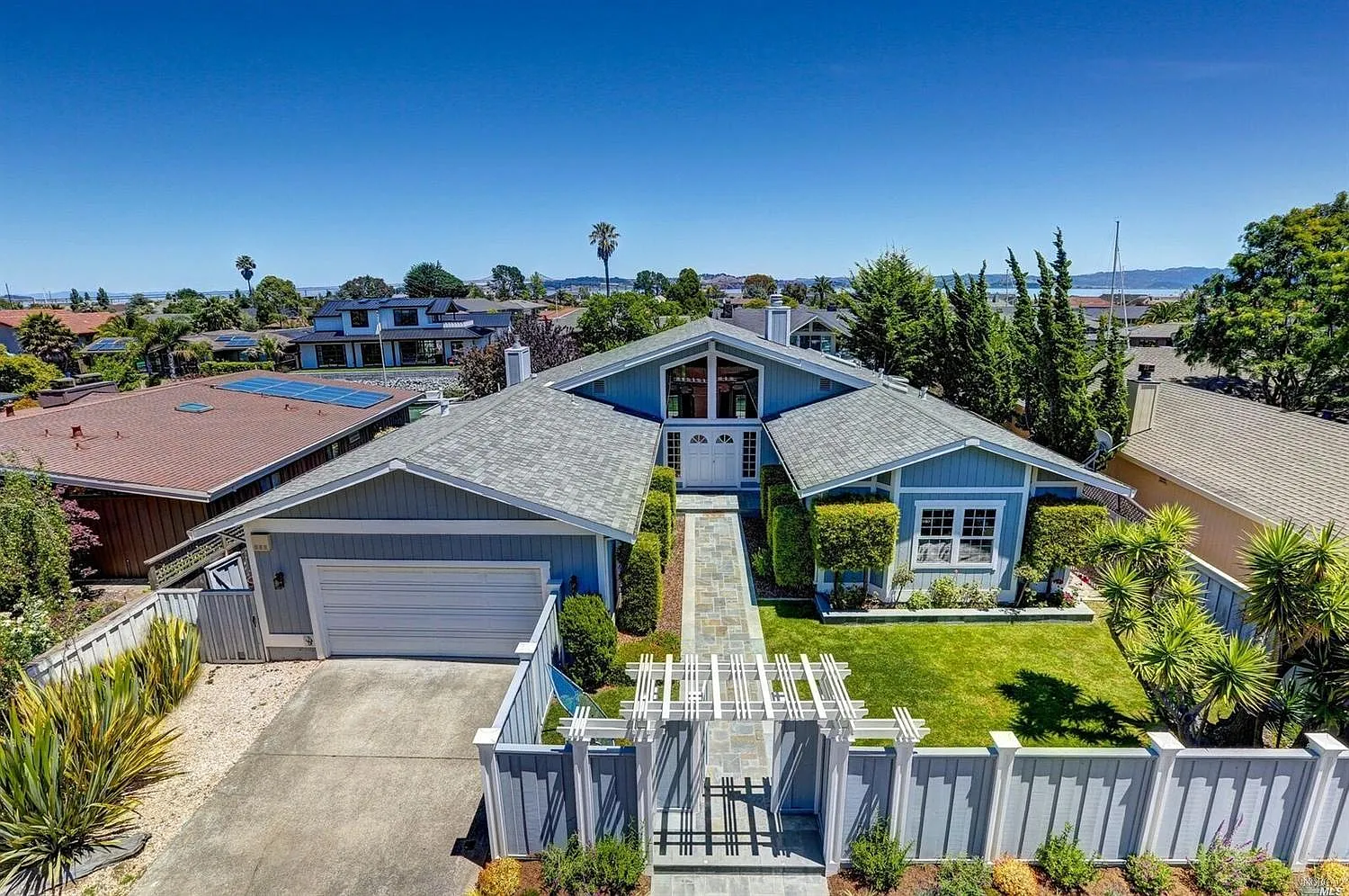 154 Trinidad Dr photo 1