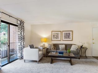 Parkway, Williamsburg, VA 23185