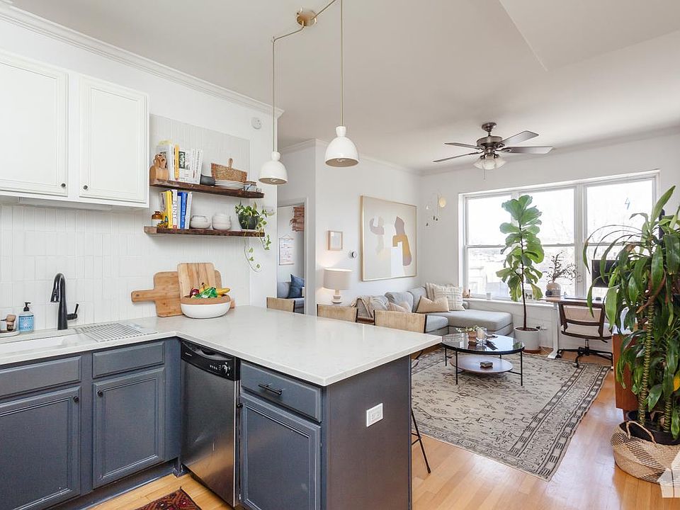 1st image of 2716 N Kedzie Ave #3S