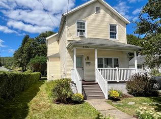 905 Hill St, Jermyn, PA 18433
