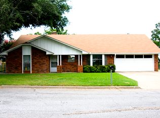 715 Prairie Wind Blvd, Stephenville, TX 76401