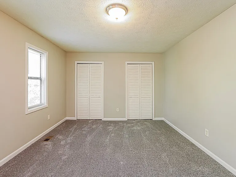 3237 Carmel Dr — Photo 10