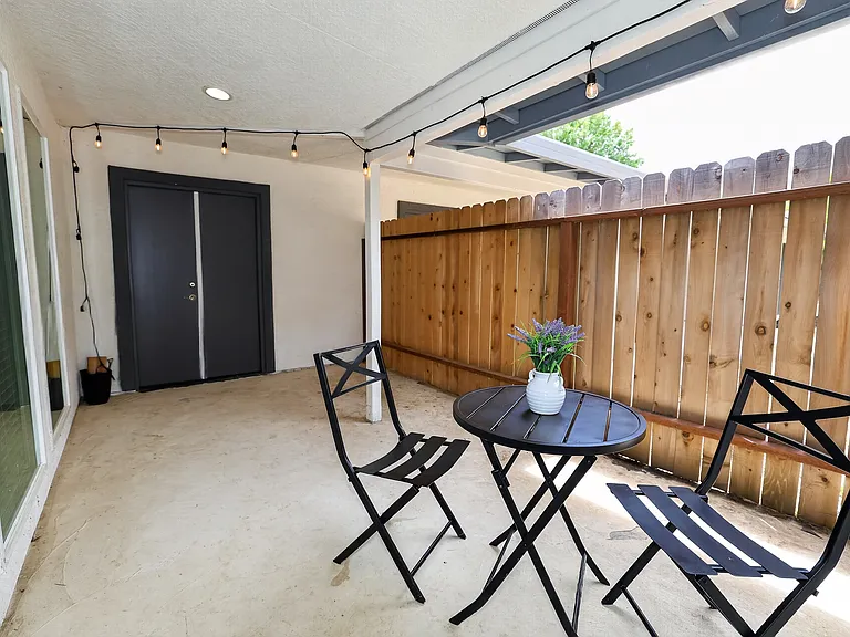 4925 El Cemonte Ave #2 — Photo 17