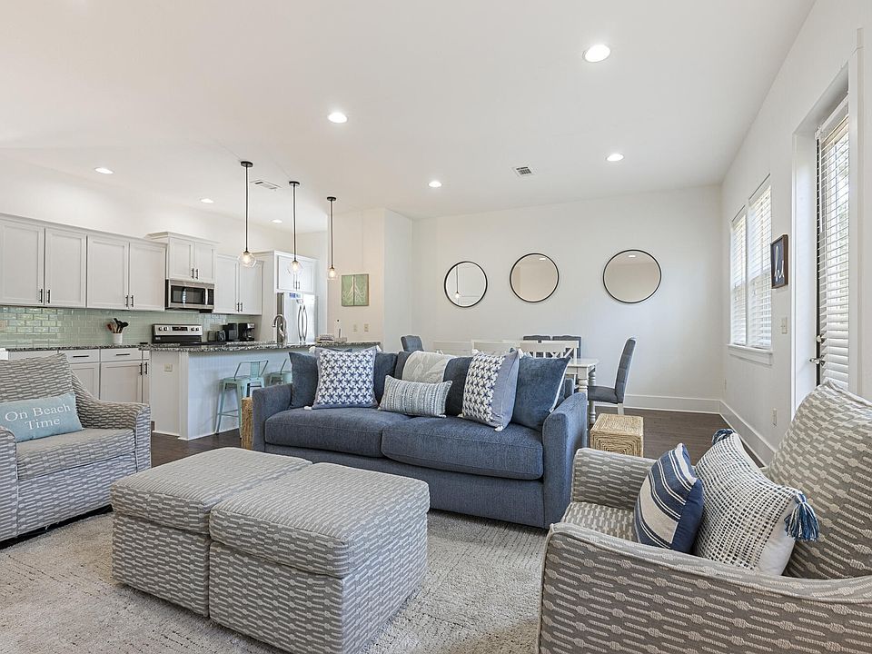 1st image of 11 Emma Huggins Ln