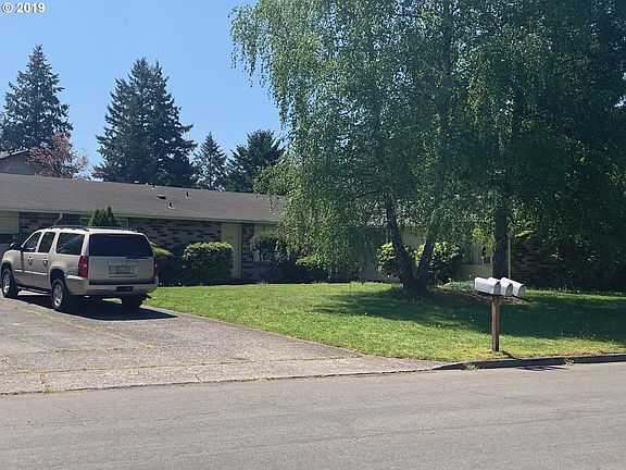 3rd image of 14105 NE 15th St