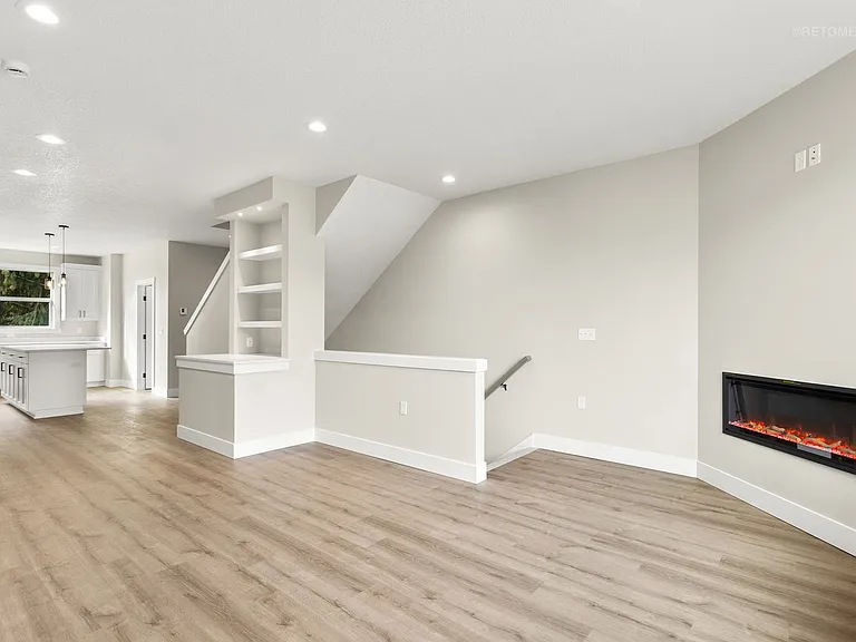 4237 Verda Ln NE — Photo 5