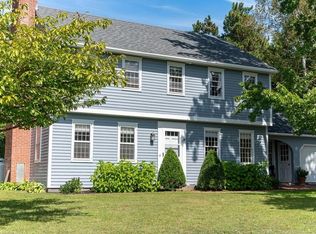 30 Reservoir Rd, Sunderland, MA 01375