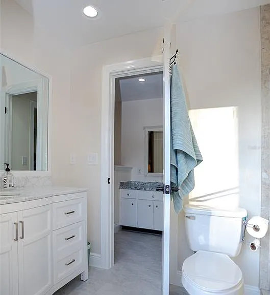 2719 Forest Knoll Dr — Photo 11