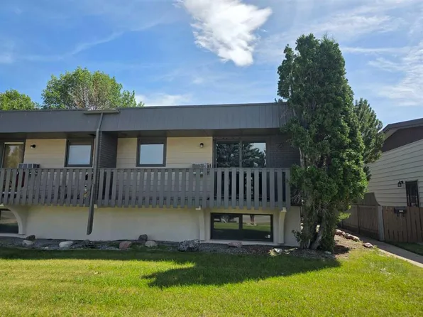3514 N 20th Ave S #1, Lethbridge, AB T1K 4G4